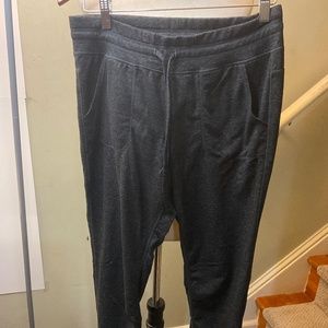 32 Heat loose lower pant